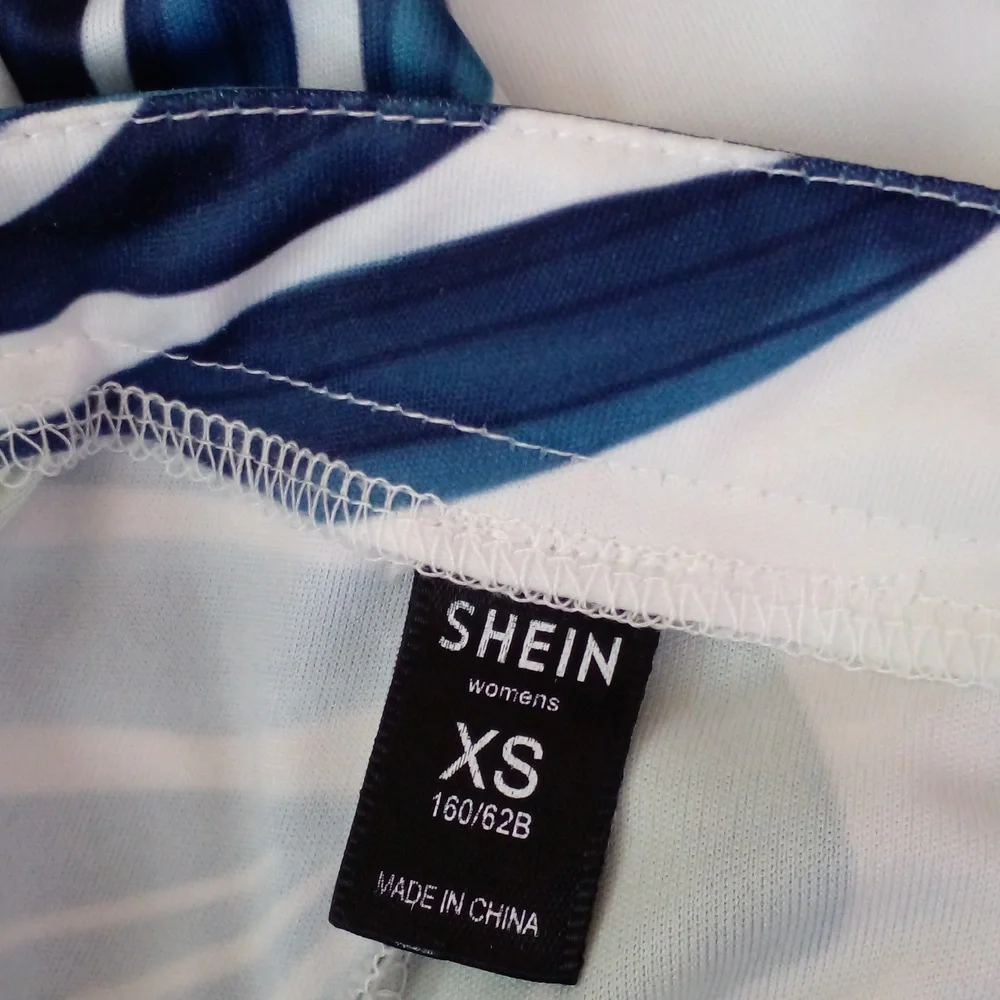 Shein: Shorts - Picture 4 of 6